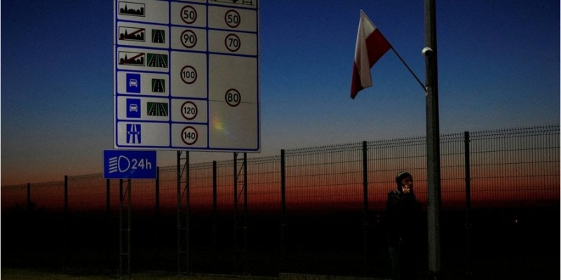 Польські перевізники блокують кордон з Україною