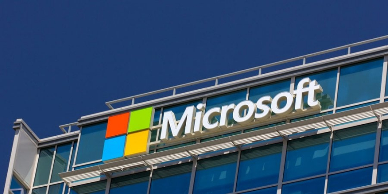 Ключова фігура в компанії. Microsoft покинув топменеджер, відповідальний за розробку Windows і комп’ютерів Surface