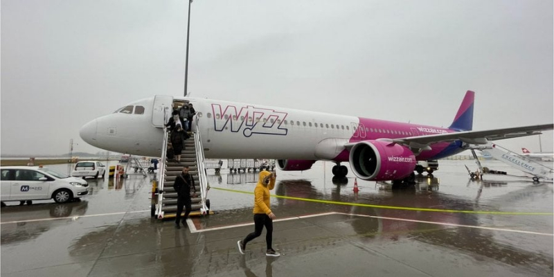 Літати будуть. Жоден із літаків Wizz Air, які застрягли в Україні з початку війни, не постраждав