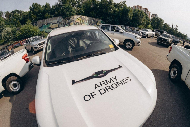 Новини компаній: Favbet закупила 53 пікапи для «Армії дронів»